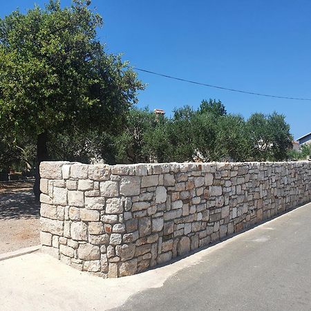 Apartman Rabatin Sveti Filip i Jakov Exterior foto